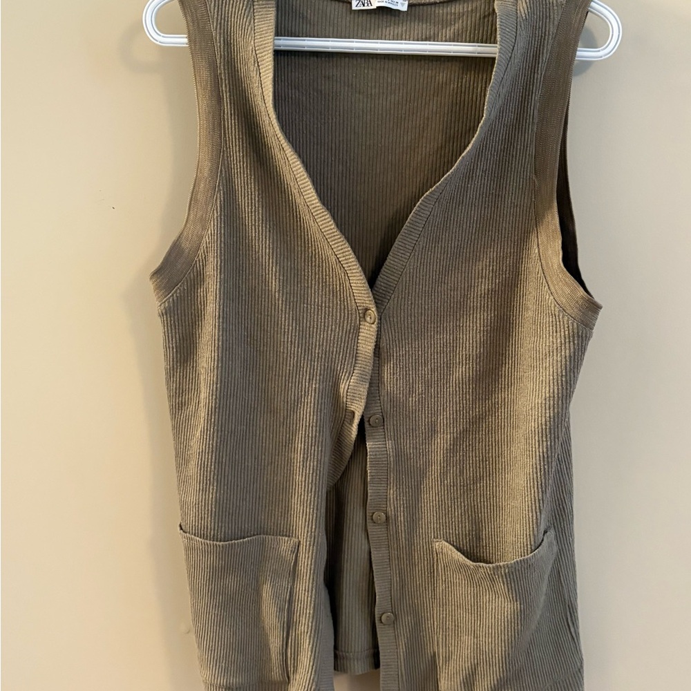Zara Ribbed Knit Top in Taupe